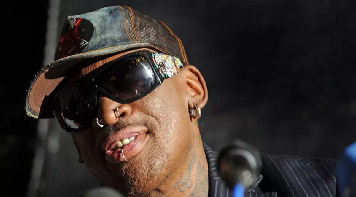 Dennis Rodman susține că Madonna i-a oferit 20 de milioane de dolari ca să îi facă un copil