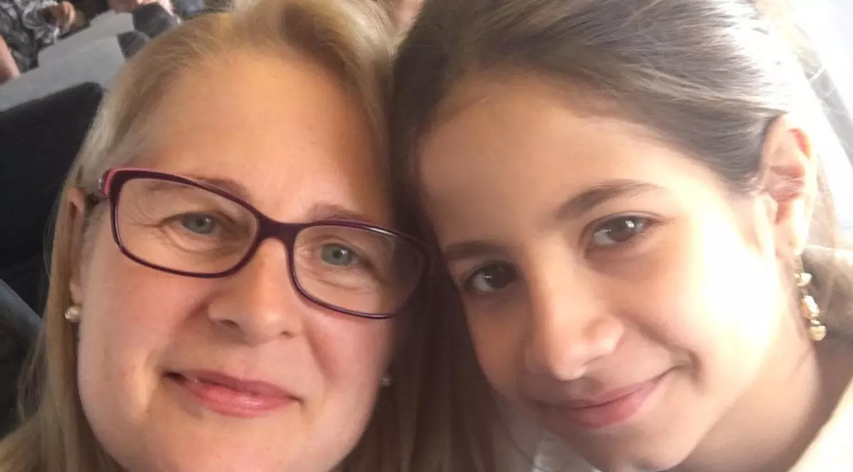 EXCLUSIV/ Fetița româncă de 11 ani ostatică în Siria a fost repatriată în România!