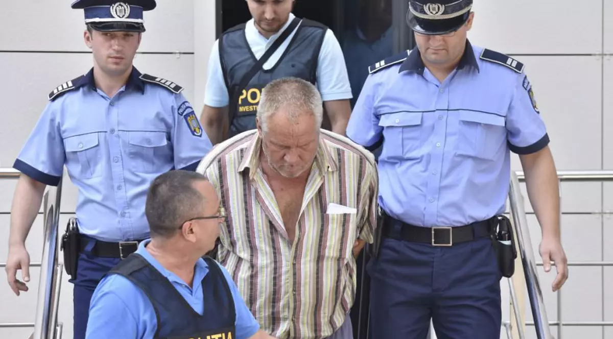 Reaudierile lui Gheorghe Dincă sunt, de fiecare dată, întrerupte. Din acest motiv, investigatorii amână expertiza psihiatrică și testul poligraf