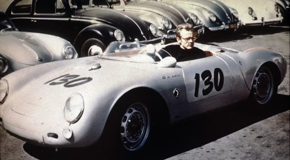 Moartea l-a transformat pe James Dean într-un legendar "Rebel fără cauză"(Hepta)