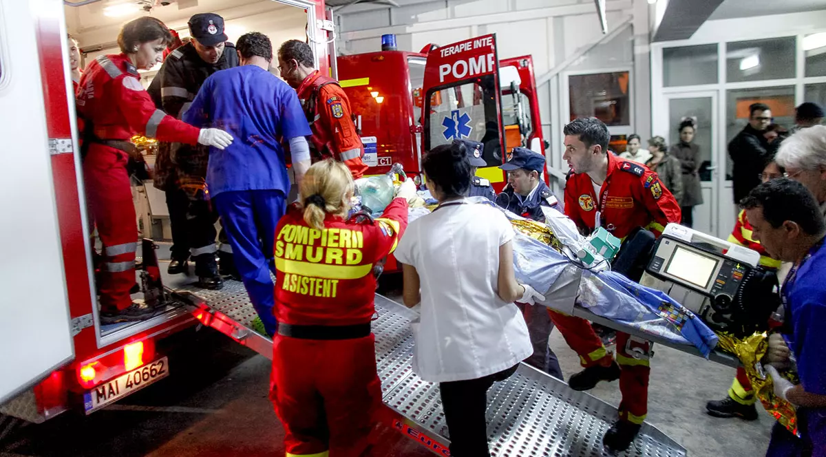 Scrisoare deschisă a răniților din clubul Colectiv către autoritățile statului român: "Așa cum boala noastră este pe toată viața, avem nevoie ca și tratamentul să fie la fel"