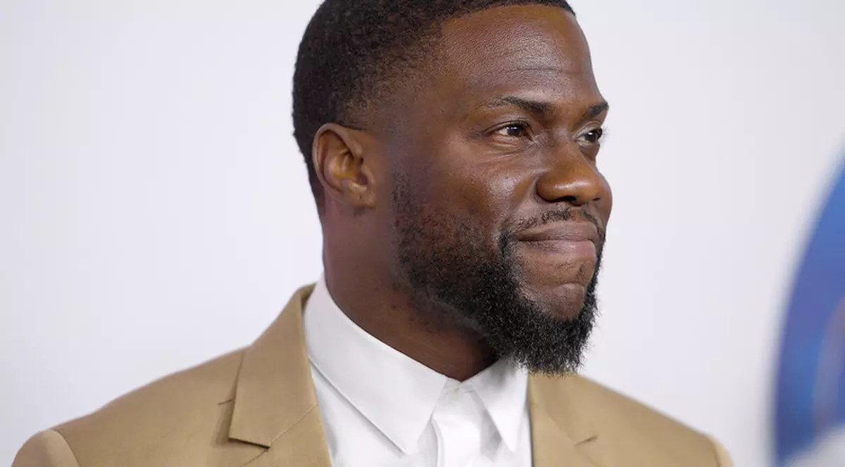 Actorul Kevin Hart a fost grav rănit într-un accident în California