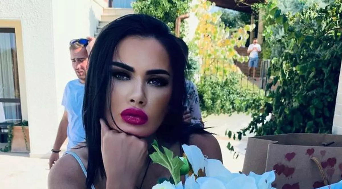 Oana Zăvoranu: "Am făcut prostia să renunț pentru că era gelos ex-ul"