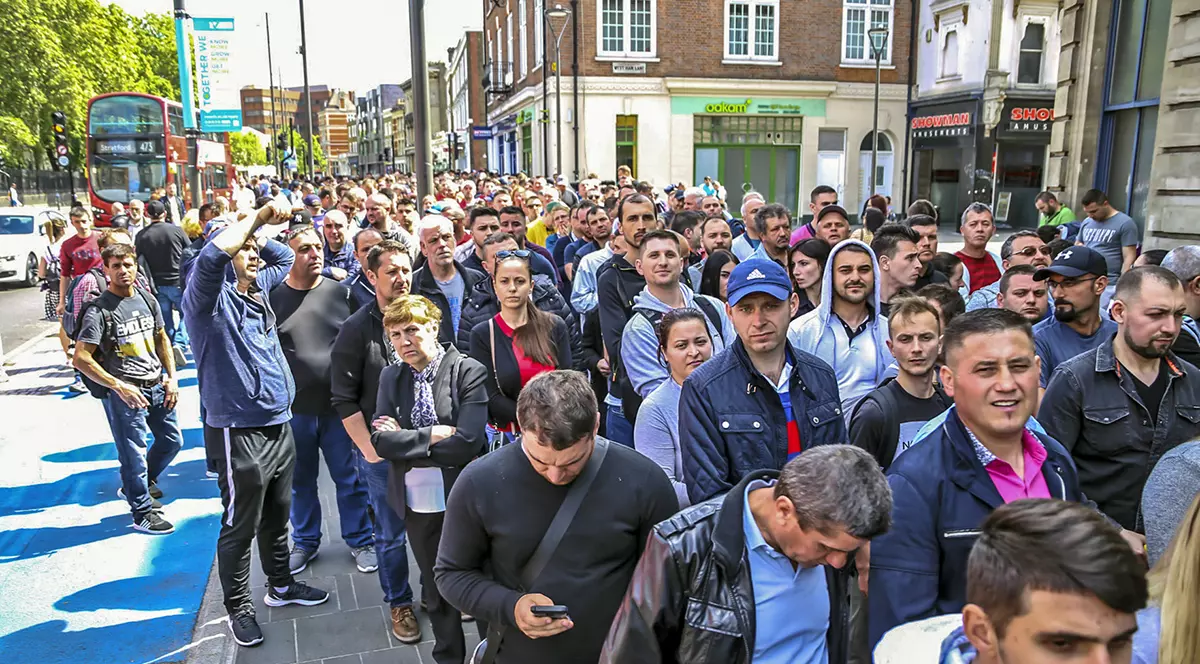 Cei mai merituoși dintre pământeni