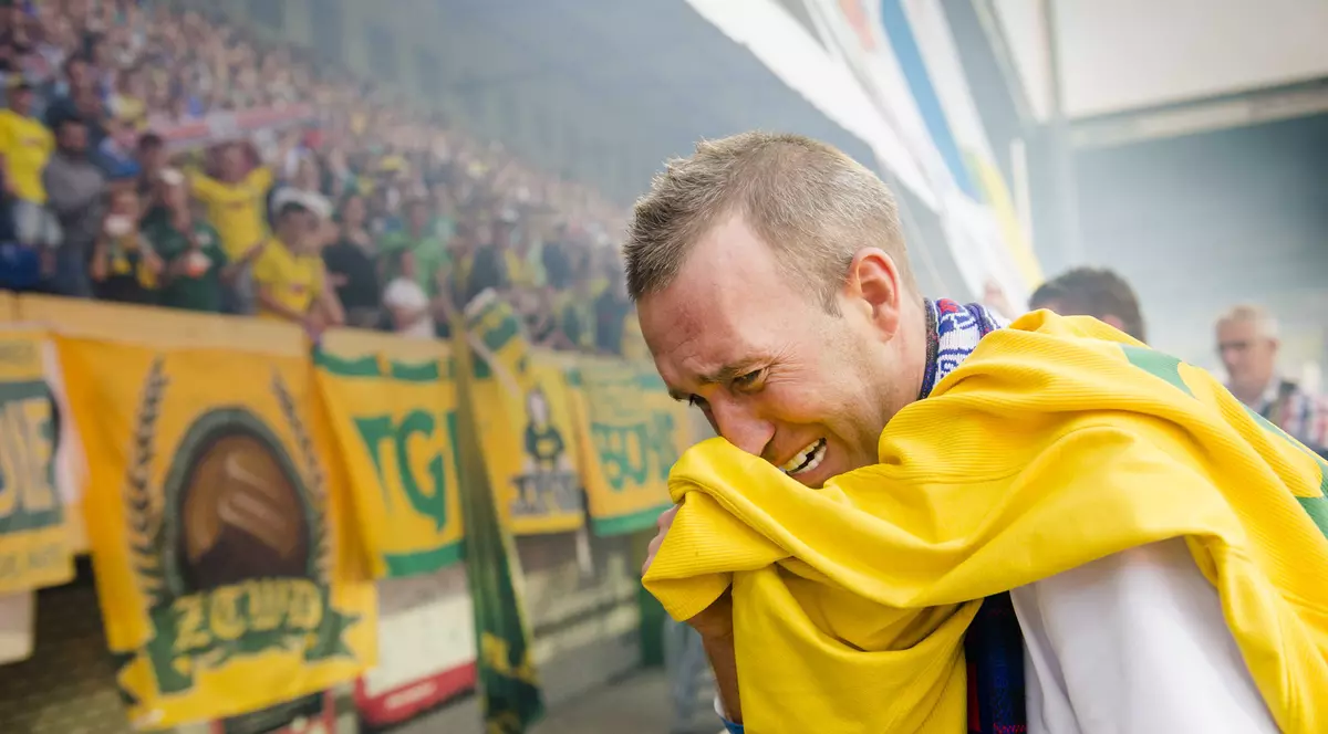 Fostul fotbalist Fernando Ricksen a murit la doar 43 de ani din pricina unei boli fără leac