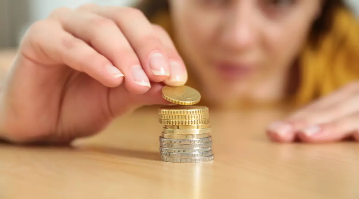 Respectă aceste 4 reguli de bază pentru a-ți pune în regulă finanțele personale  (PUBLICITATE)