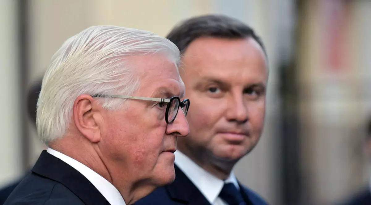 Președintele Germaniei cere iertare Poloniei pentru Al Doilea Război Mondial; premierul polonez cere compensații