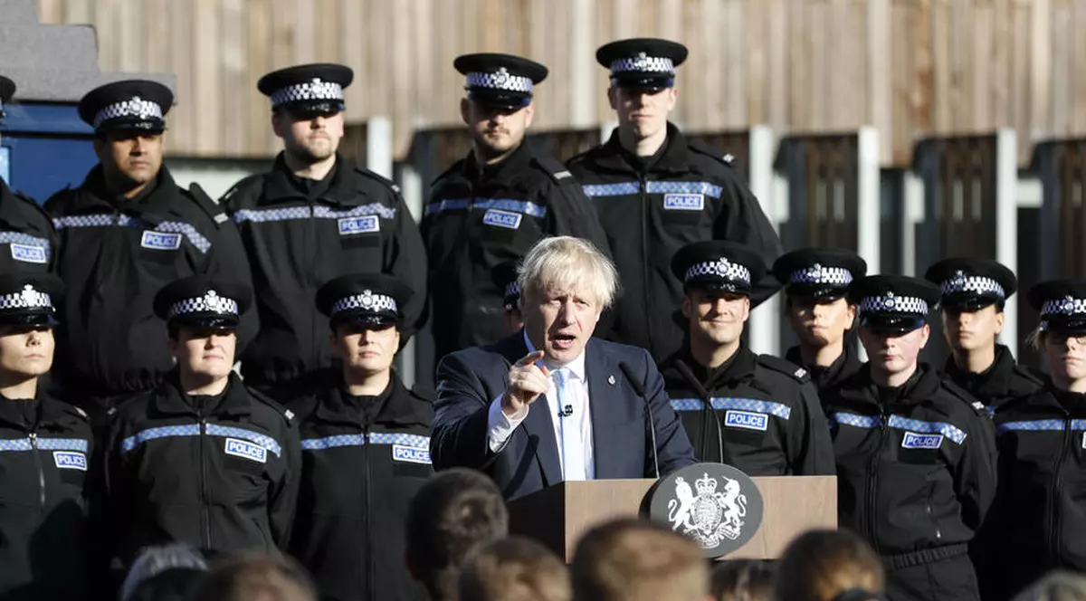 Boris Johnson, acuzat de un șef de poliție că a folosit agenţi "ca fundal" pentru un discurs (EPA)