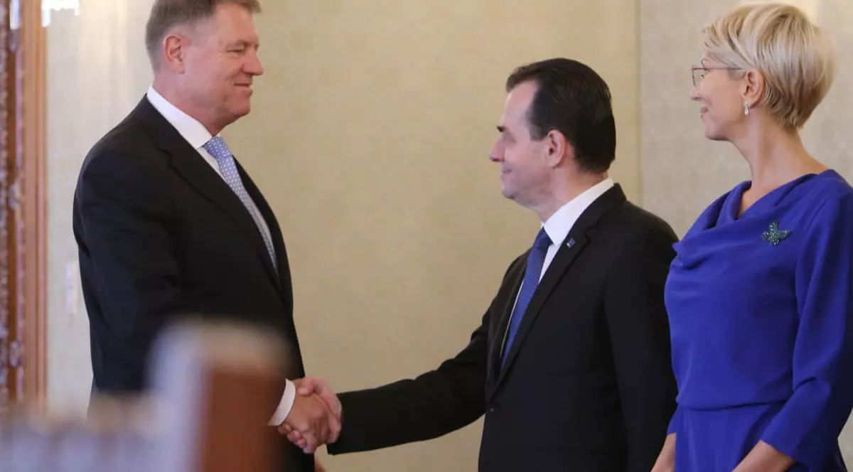 FOTO | Consultări la Palatul Cotroceni. PNL, pregătit să preia guvernarea, cu Orban premier şi cu susţinerea tuturor partidelor, mai puţin PSD. Iohannis anunţă luni sau marţi premierul