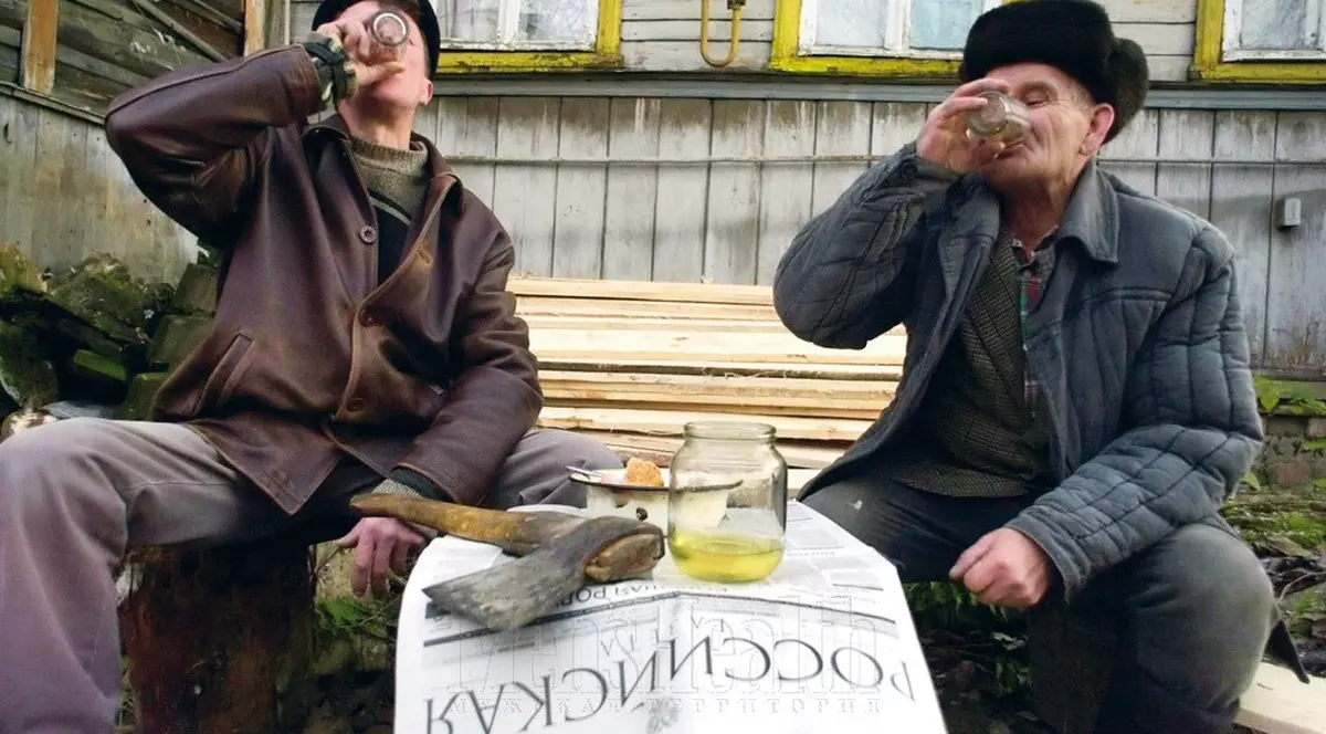 Consumul de alcool în Rusia a scăzut cu 43%. Rușii beau mai puțin decât francezii sau germanii