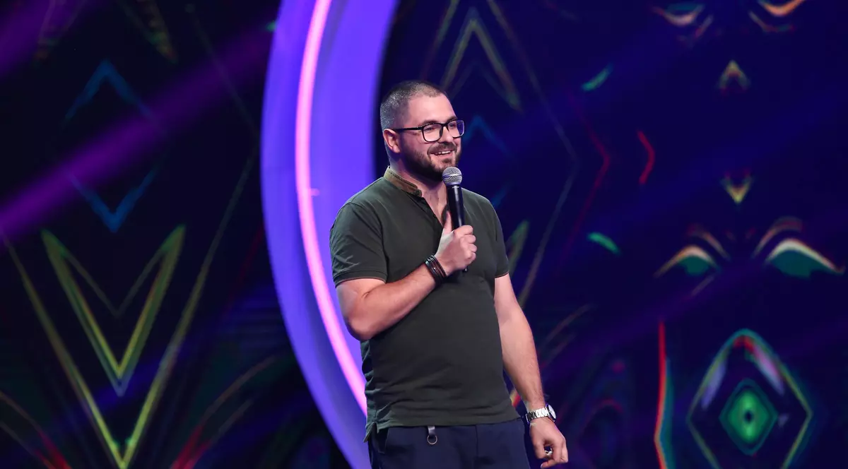 Alex Șerban, în finala iUmor. Corporatistul din Piatra Neamț a cucerit publicul