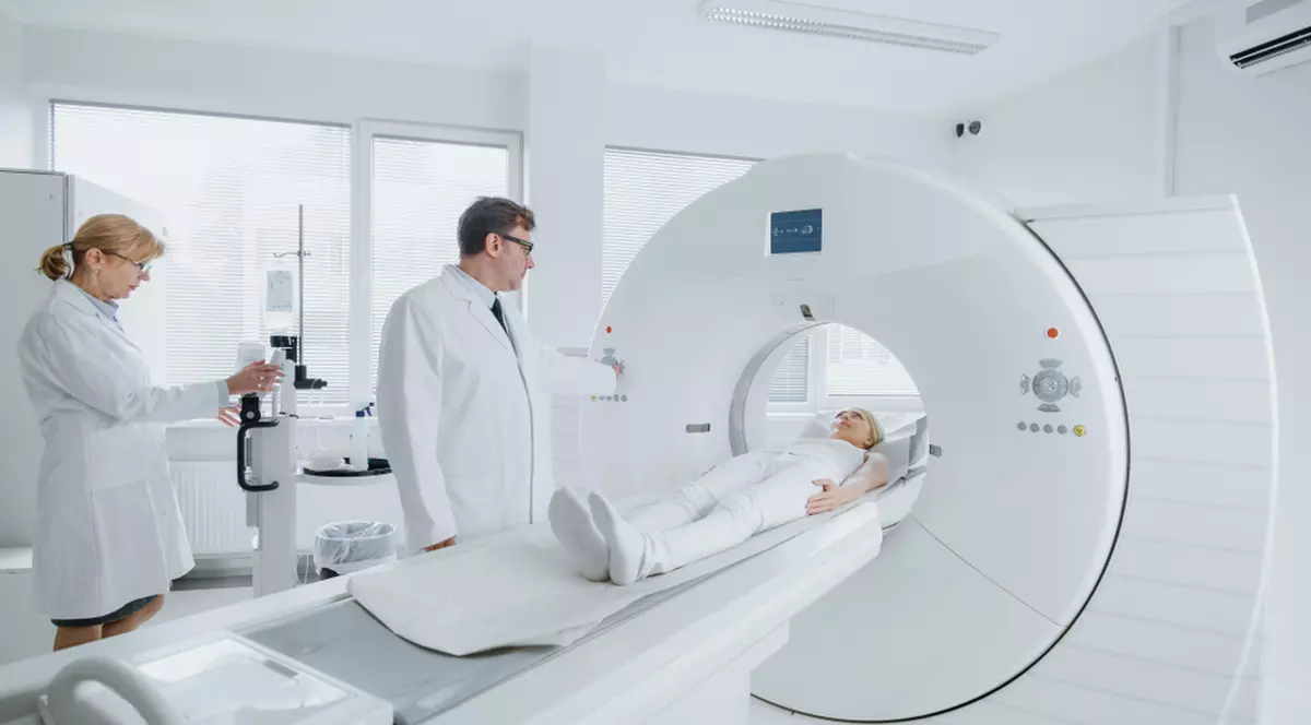 Locuitorii din Ploiești, Blejoi și Brazi se îmbolnăvesc de cancer din cauza poluării. Documentele prin autoritățile recunosc oficial depășirea concentrațiilor de substanțe toxice din aer