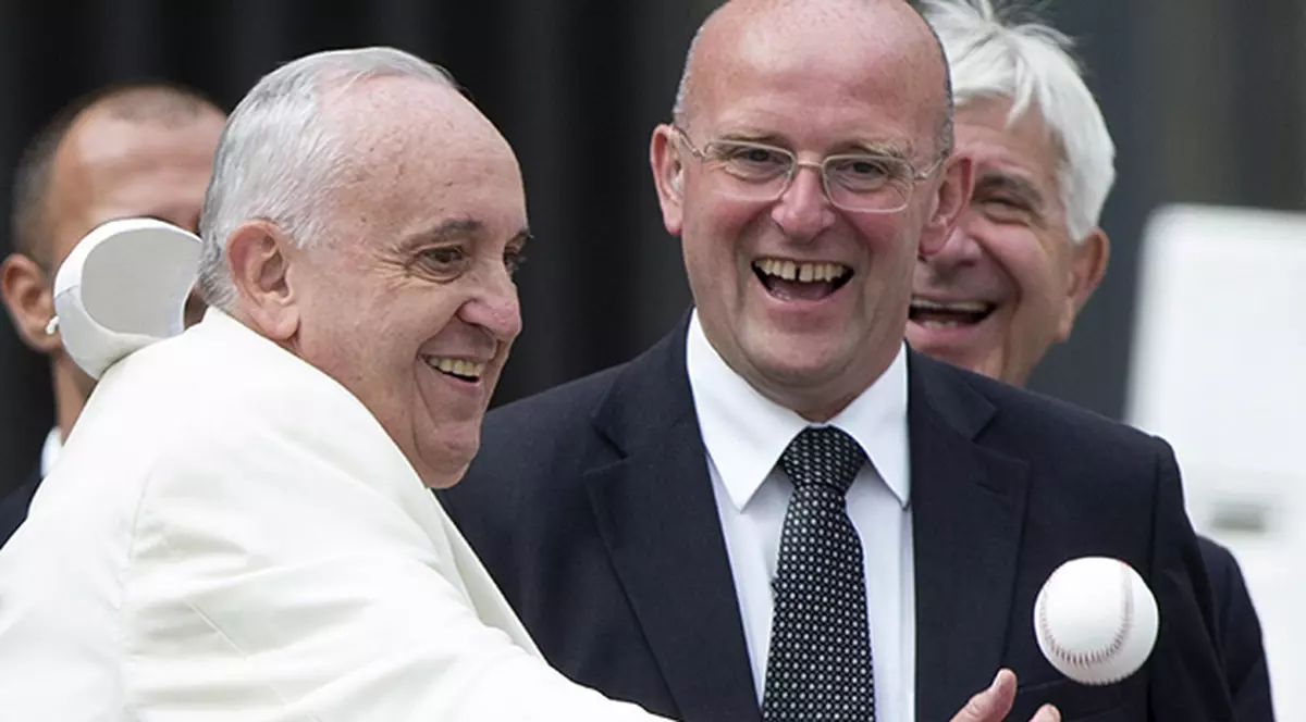 Șeful securității Vaticanului a demisionat în urma scurgerii în presă a unor date dintr-o anchetă: ”Mi-a fost rușine de ce s-a întâmplat”