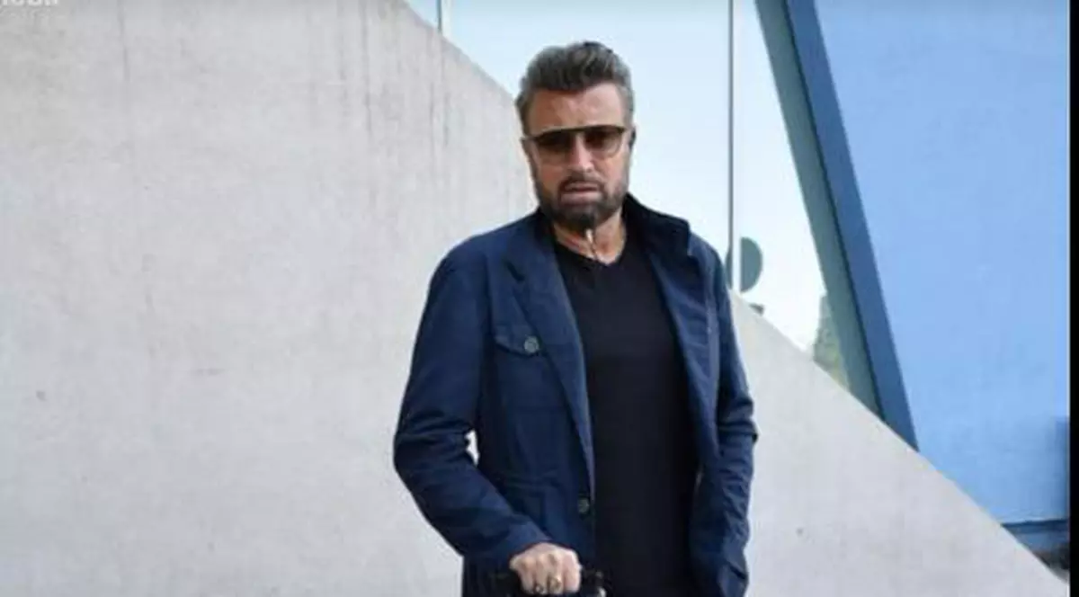 Cătălin Botezatu dă noi detalii despre starea sa de sănătate. "Nu e ușor într-o lună și un pic să suporți patru operații, să înduri niște dureri"