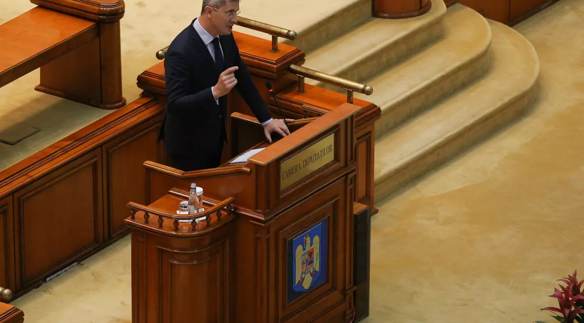 Dan Barna, la moţiunea de cenzură: "Guvernul Dăncilă trebuie demis, este cel mai incompetent din ultimii 30 de ani"