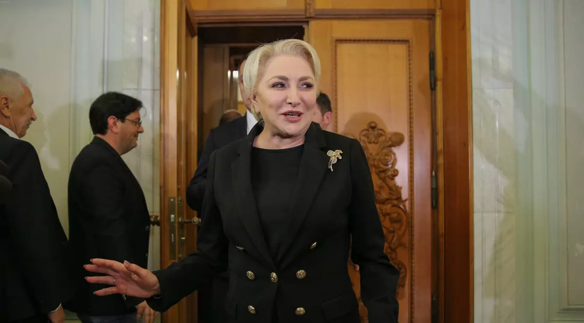 Viorica Dăncilă susține că PSD se gândește la suspendarea președintelui Iohannis