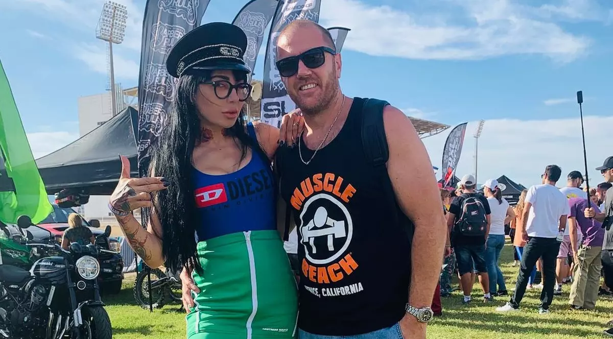 DJ Wanda și australianul Karl au avut cea mai ciudată aniversare a nunții