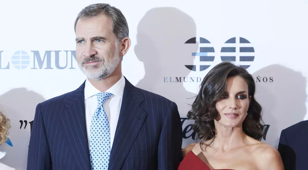 Regina Letizia a Spaniei a purtat cea mai provocatoare rochie de până acum (Hepta)