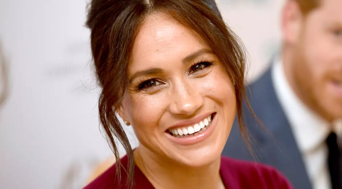Meghan Markle și regina Letizia a Spaniei, îmbrăcate la fel. Au purtat același model de fustă la doar câteva zile distanță
