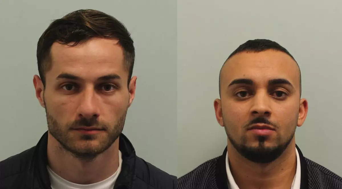 Doi români au electrocutat proprietarul unei bijuterii din Anglia, apoi l-au strangulat. Dimofti (în stânga) și Mandi și-au aflat pedepsele