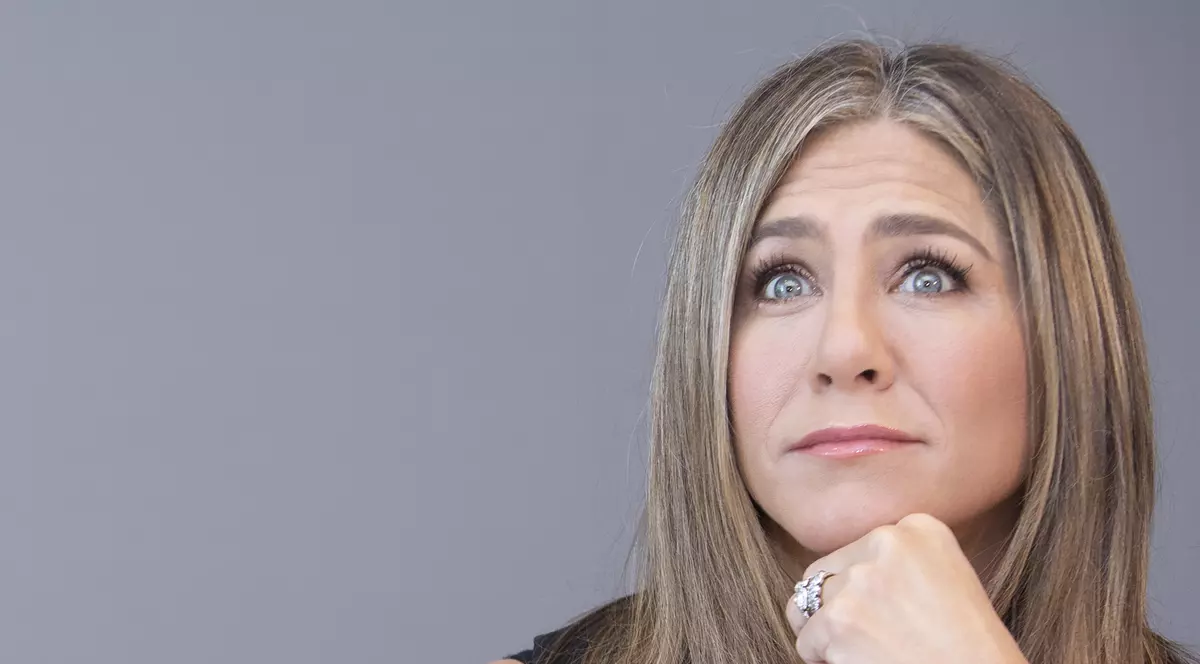 Jennifer Aniston și Ellen DeGeneres s-au sărutat la TV. Imaginea care a devenit virală