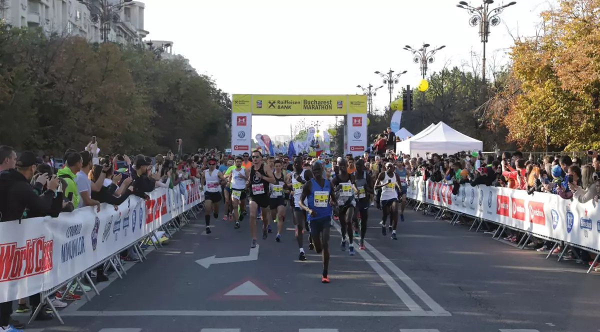 Cum se aleargă la Maratonul București, în pandemie. Organizator: „Atleții vor purta mască la start, până ajung să se distanțeze”