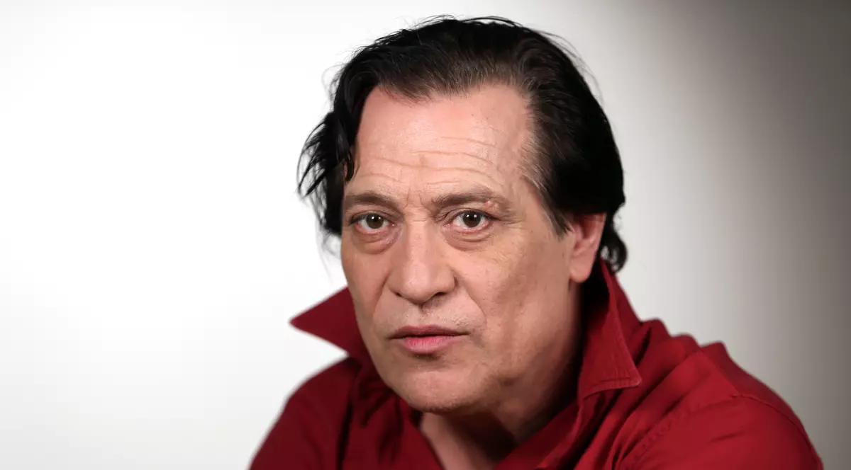 Pe scenă, după ce a aflat că i-a murit mama! Marius Bodochi a jucat într-o comedie, cu sufletul sfâșiat de durere