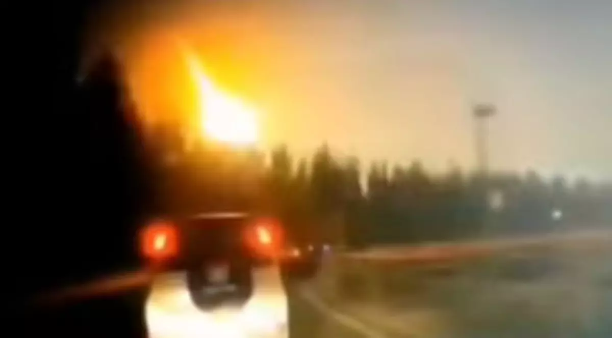 O "minge de foc" a aprins cerul nopții, în partea de nord-est a Chinei