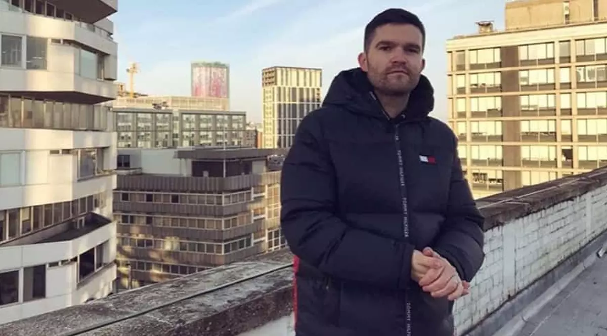 Un DJ s-a trezit cu o factură imensă la Uber după ce a adormit în mașină. S-a trezit la 160 de kilometri de casă