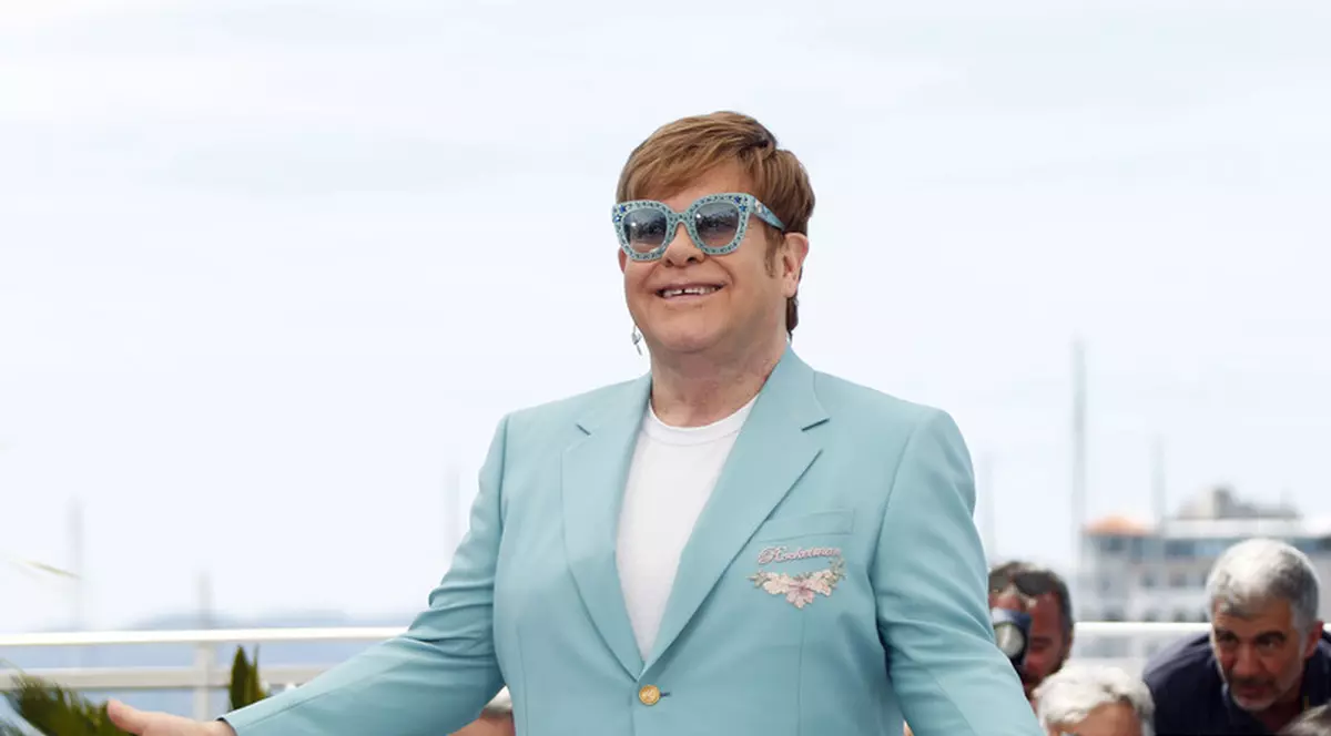 Elton John susține că fotbalul și clubul Watford i-au salvat viața