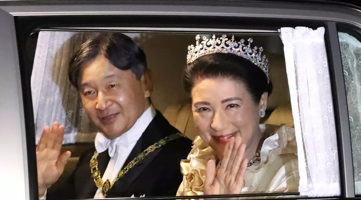 Japonezii ar agrea urcarea pe tron a unei femei. Deși au un nou împărat, succesiunea este pusă sub semnul întrebării