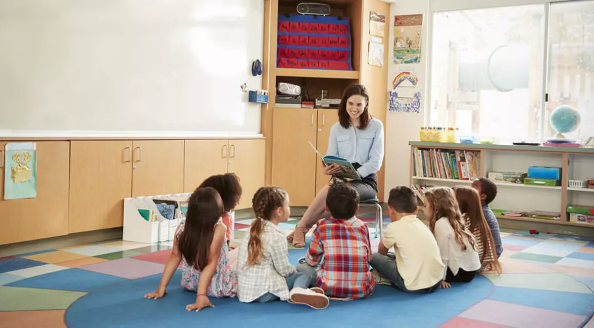 Ziua Profesorului - Ziua Educaţiei