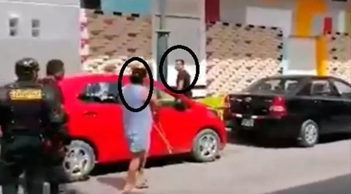 Un bărbat din Peru, luat la bătaie de mama sa pe stradă pentru că și-a înșelat soția