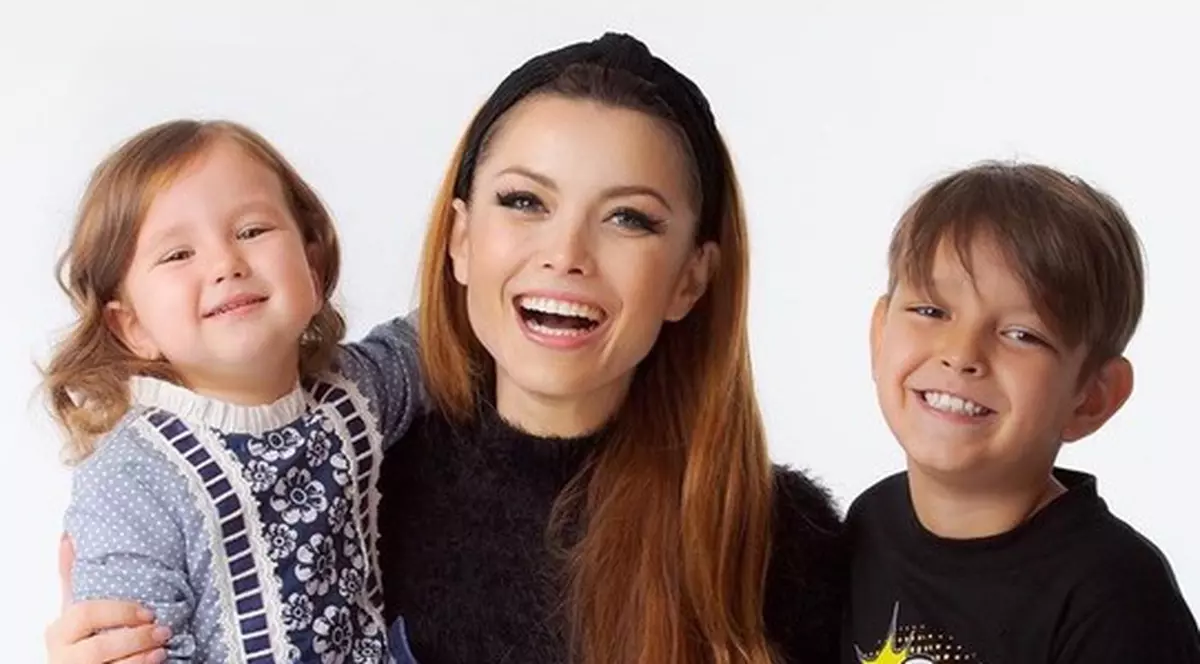 Elena Gheorghe, probleme cu bona celor doi copii. ”Ăsta e deja basm”