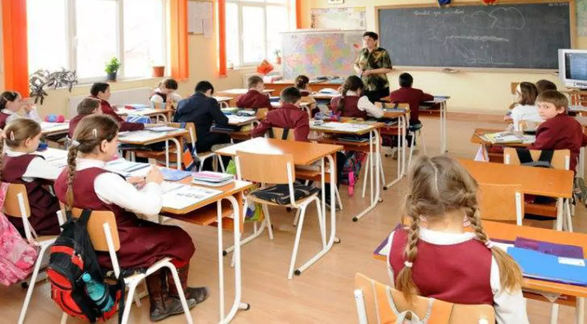 Să privatizăm prostia sau dreptul la educație. Copiii anilor ‘70 și testele PISA