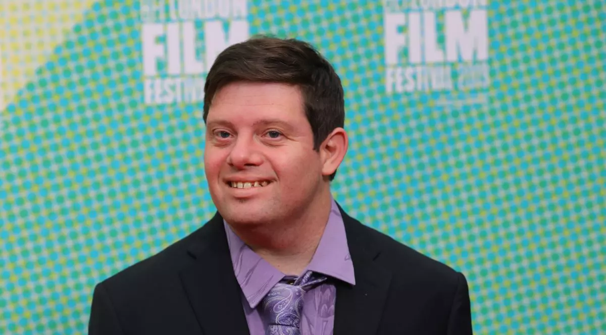Miracolul Zack! El e actorul cu sindrom Down care ar putea câștiga Oscarul pentru The Peanut Butter Falcon