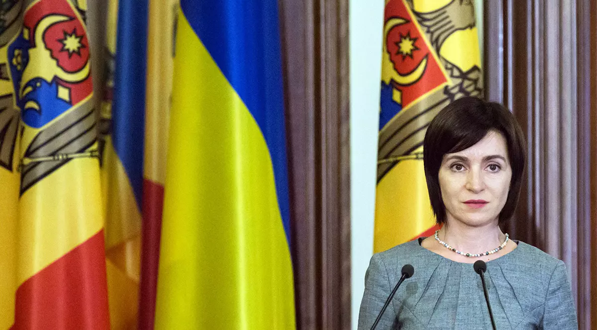 Guvernul de la Chișinău, pe cale să fie dat jos chiar de partenerii de guvernare. Premierul Maia Sandu: “E riscant, dar îmi asum totul”
