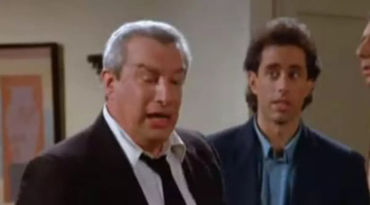 Cadavrul unui fost actor din „Seinfeld” a fost găsit într-o râpă! Charles Levin, în stânga, avea 70 de ani
