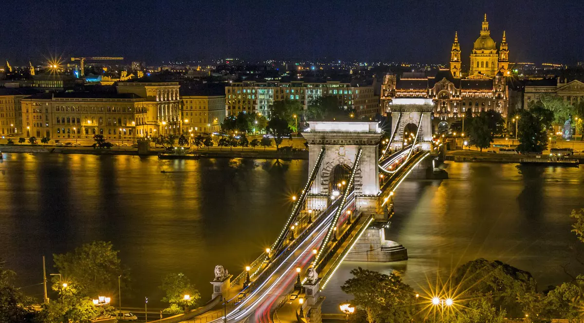 Budapesta și Viena, capitale imperiale de explorat în vacanța de Revelion! (PUBLICITATE)