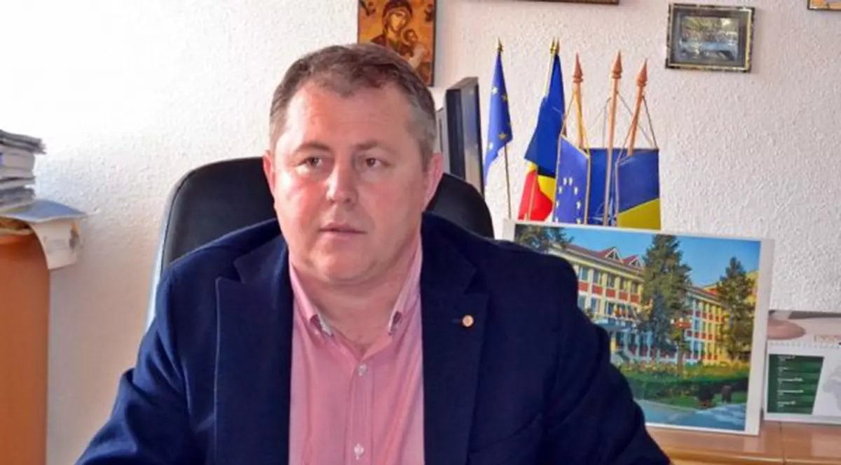 VIDEO | Primarul din Balș, acuzat că a lovit și înjurat un tânăr. Edilul Mădălin Teodorescu: „Hai, marș!”