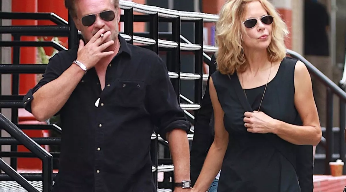 Meg Ryan și John Mellencamp au rupt logodna. Rockerul nu ar fi vrut să se însoare a patra oară