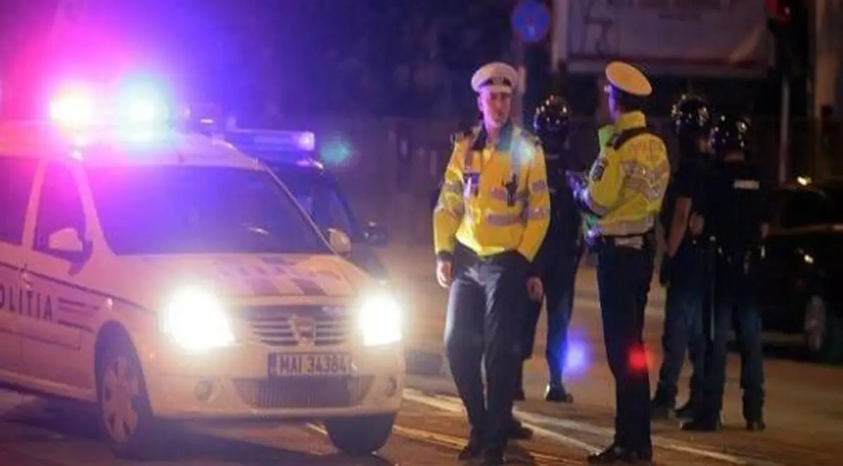 Panică în centrul Bucureștiului. Un bărbat înarmat cu un cuțit a atacat mai multe persoane
