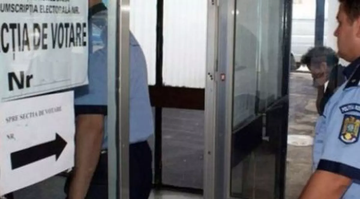 Bărbat sancţionat după ce a sunat la 112 pentru a reclama că ar fi fost împiedicat să voteze