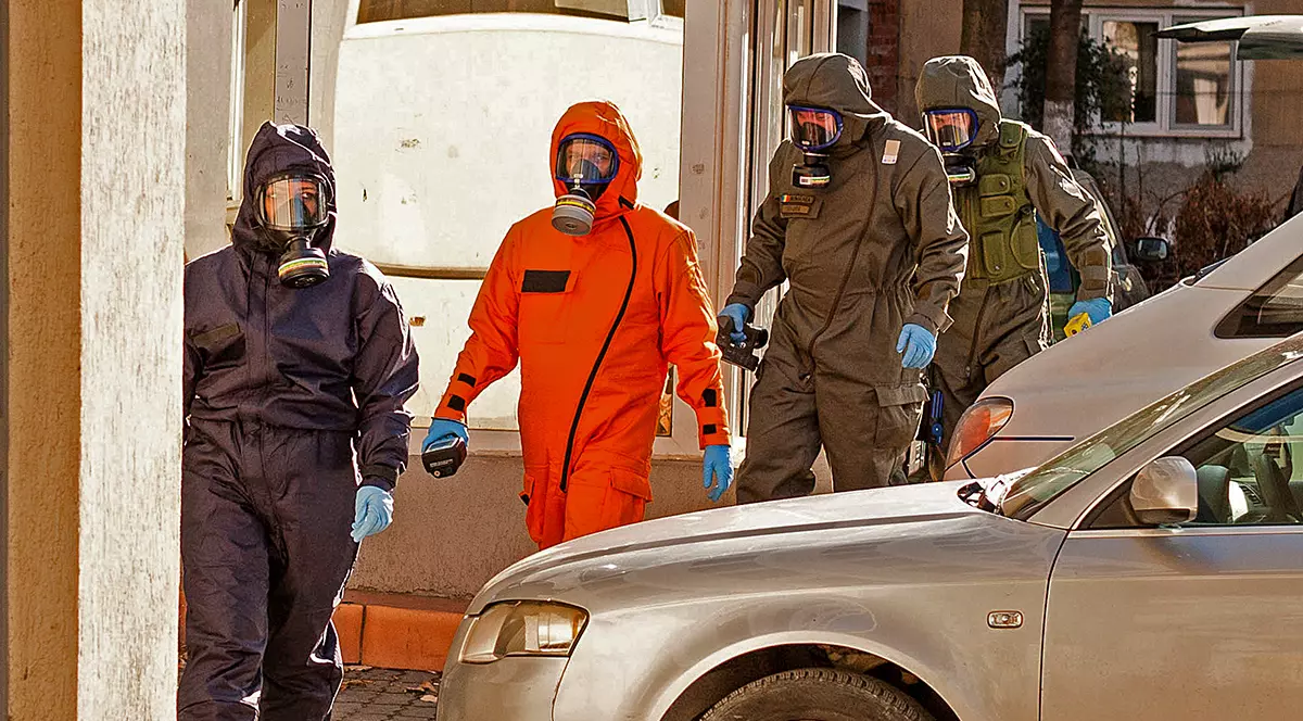 Efectele tragediei de la Timișoara: mii de kilograme de substanțe toxice, confiscate de polițiști