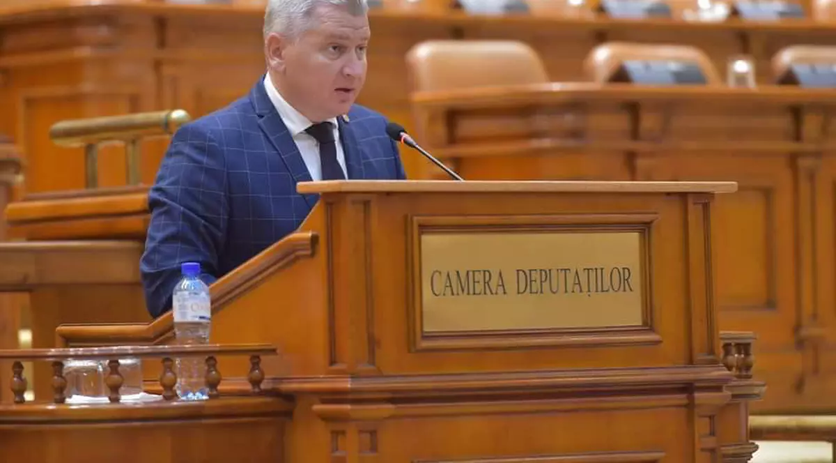 PSD refuză să pună pe ordinea de zi alegerea primarilor în două tururi. Acuzaţiile, aduse de deputaţii PNL