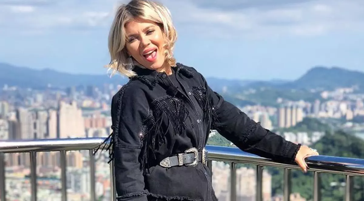 Concurenții de la Asia Express s-au întors în România. Care a fost primul lucru pe care l-a făcut iubita lui Speak, atunci când a ajuns acasă