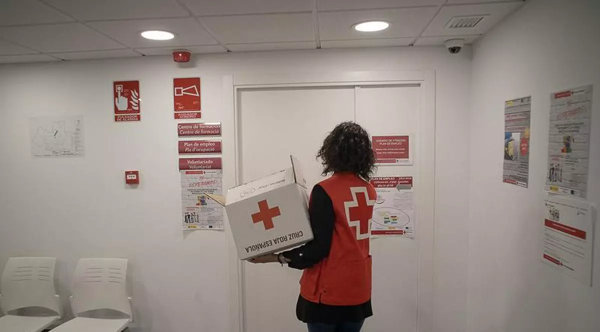 Oana la biroul său de la Crucea Roșie din Castellón de la Plana, aprilie, 2019