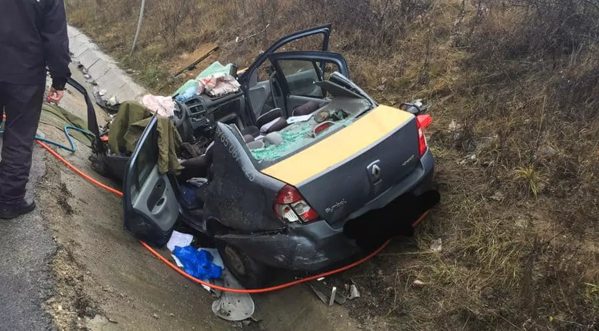 Accident în Hunedoara. Trei persoane sunt grav rănite