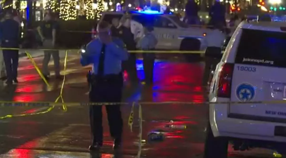 Atac armat în Cartierul Francez din New Orleans. Cel puțin 11 persoane au fost împușcate