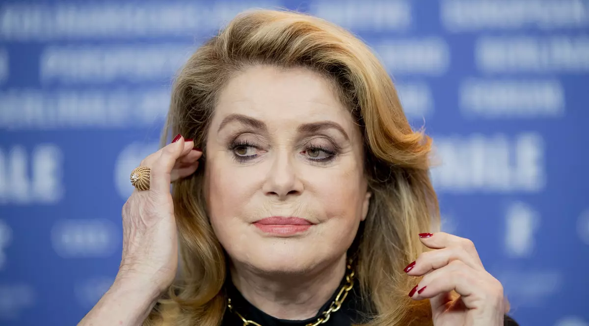 Catherine Deneuve, externată la o lună după ce a suferit un accident vascular ischemic